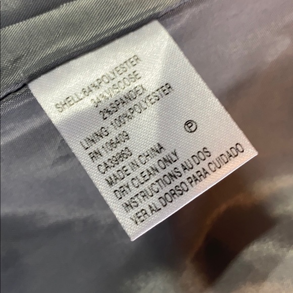 Tahari blazer - Picture 5 of 6